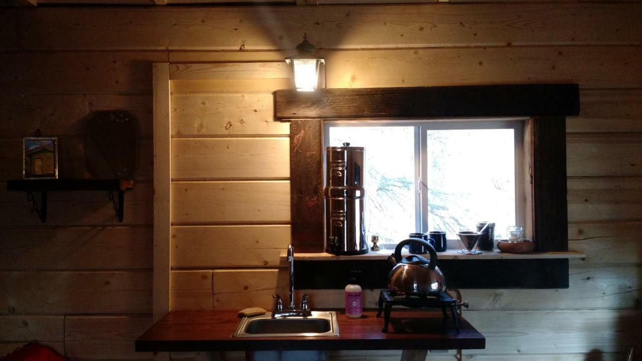 Blackburn Cabins - Mccarthy, Alaska Ngoại thất bức ảnh